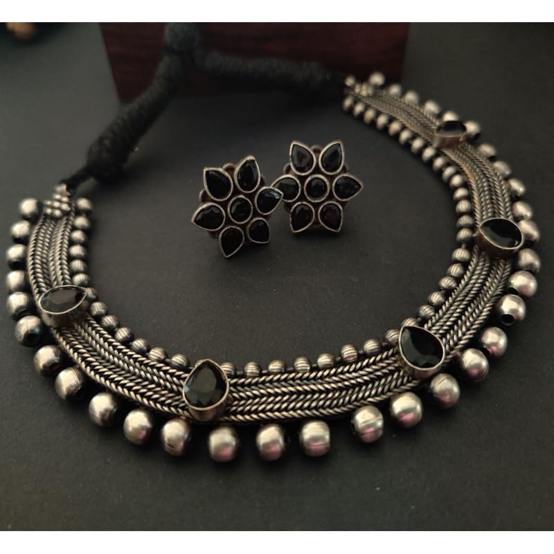 Binnis wardrobe beaded five lines Beautiful handcrafted menakari lotus necklace set