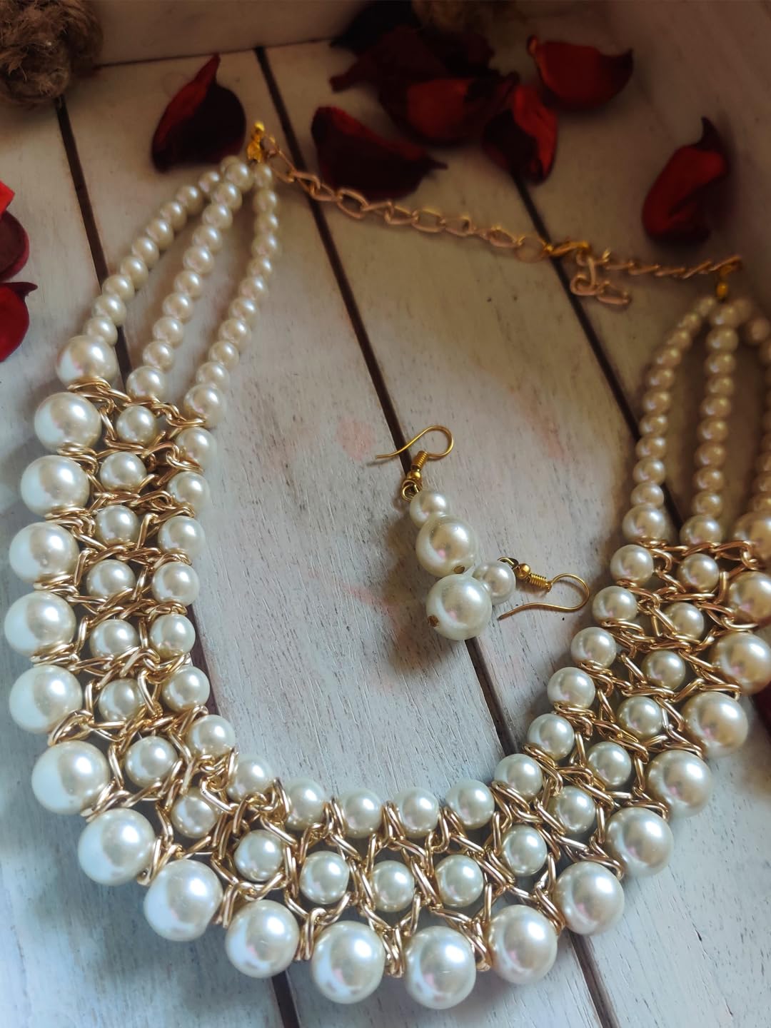 Binnis wardrobe beaded Beautiful handcrafted necklace set