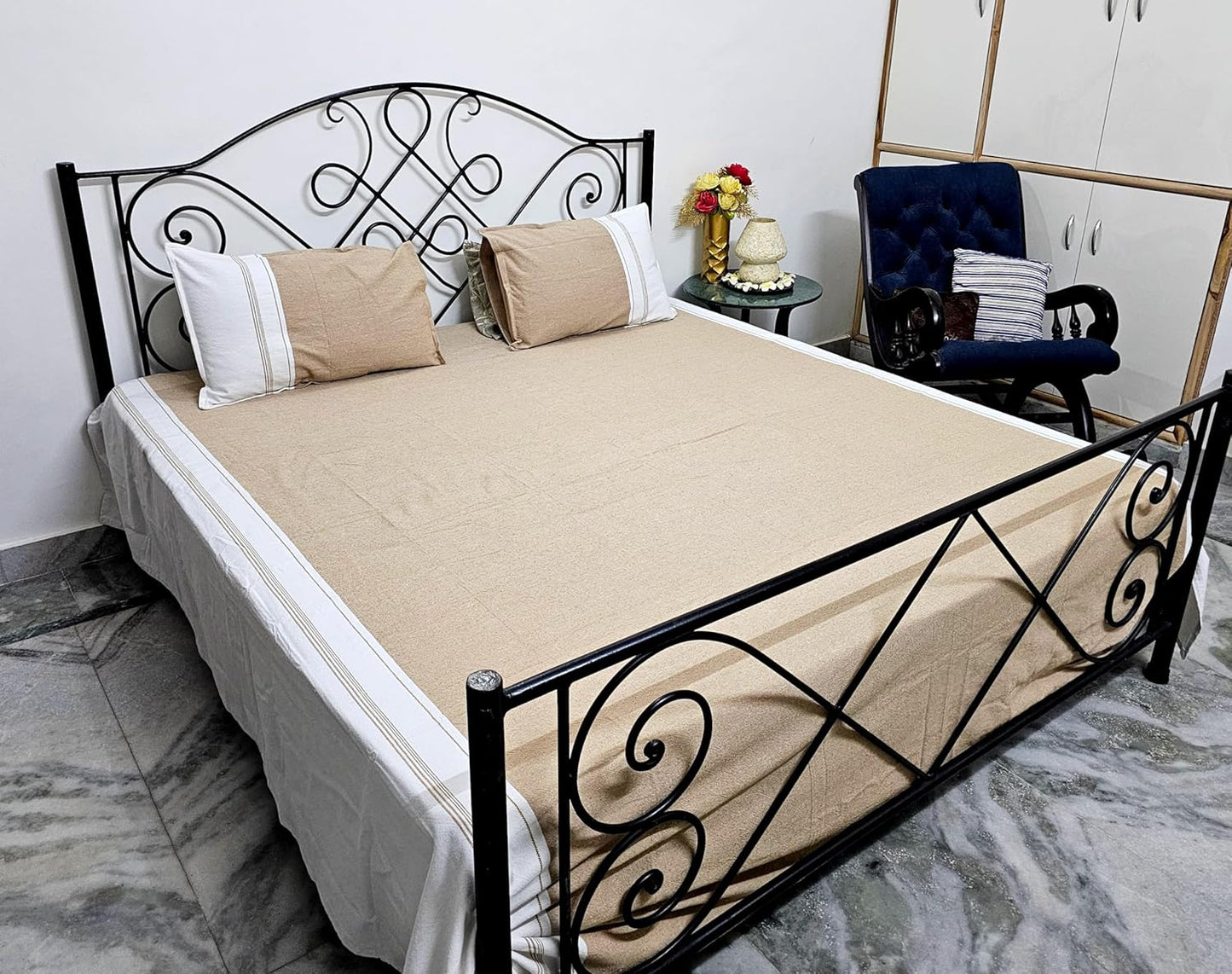 Premium 100% Cotton King Size Bedsheet Set - Minimalist Design - 110 x 105 Inches, with 2 Pillow Covers - 29 x 20 Inches