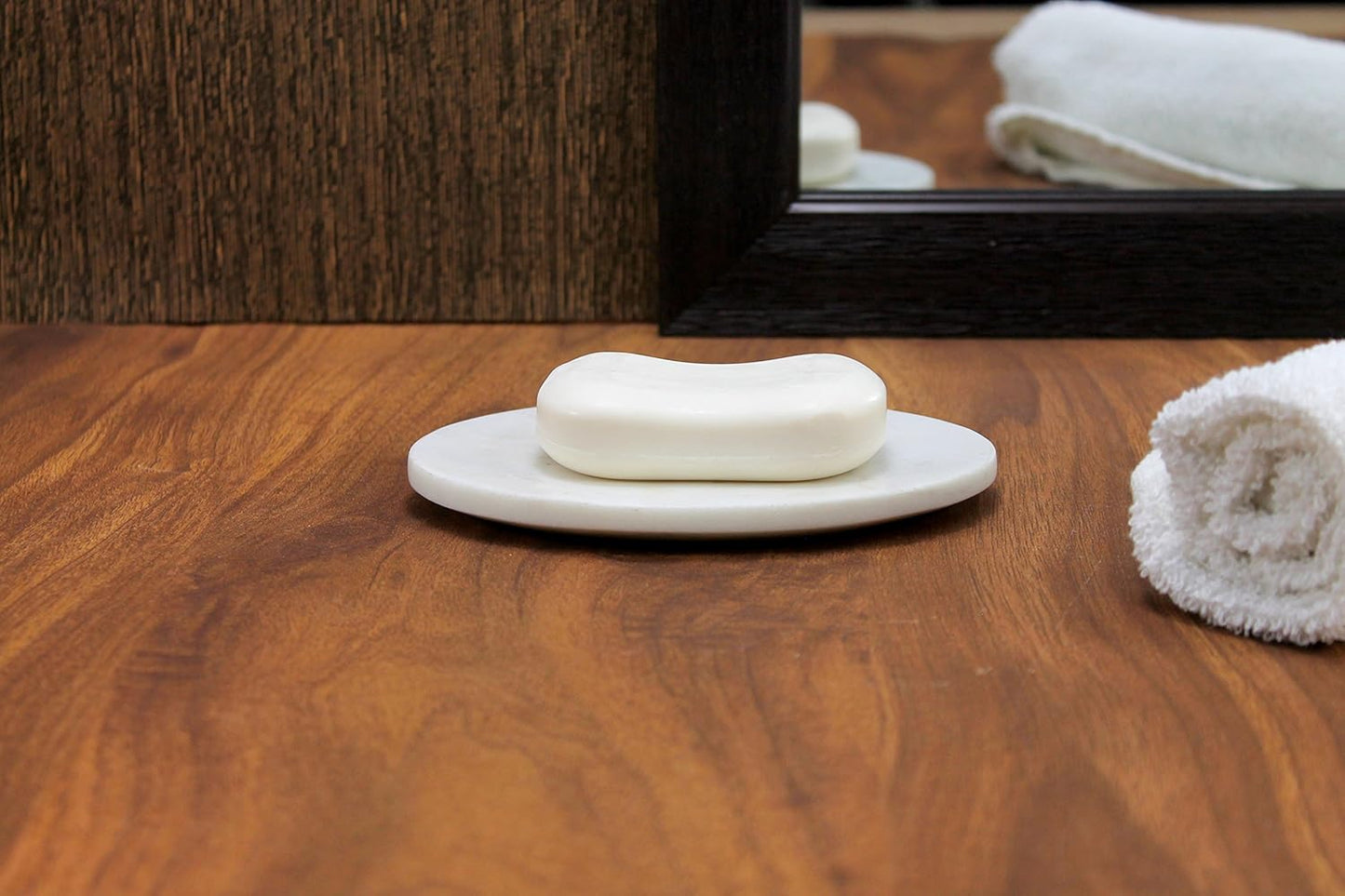 KLEO White & Black Marble Stone Soap Dish Soap Holder Bath Accessories Bathroom Accessories (Oval)