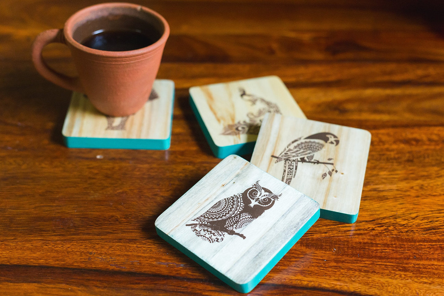 IVEI Mandala Print Wooden Coasters - Teak Wood Table Coaster - Reversible Animal Design Set for Home Kitchen, Office Desk - Decorative Holder for Tea or Coffee Cups - Table Top Coasters - Set of 4