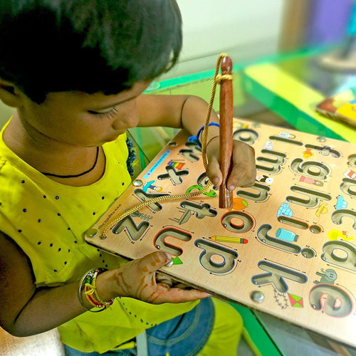 MFM Toys Magnetic Tracing Fun! - English Alphabets Lowercase
