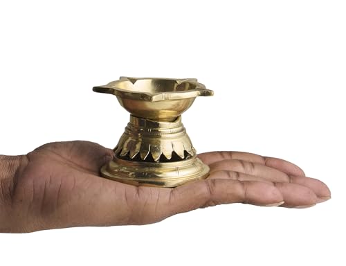 Esplanade Brass 5 Baati Diya – Traditional 5 Wicks Handcrafted Oil Lamp for Pooja and Décor, 7x7 cm