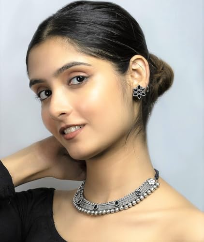 Binnis wardrobe beaded five lines Beautiful handcrafted menakari lotus necklace set