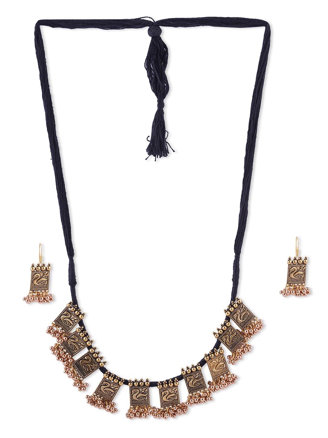 Binnis wardrobe square pendant inticrated beautiful choker set