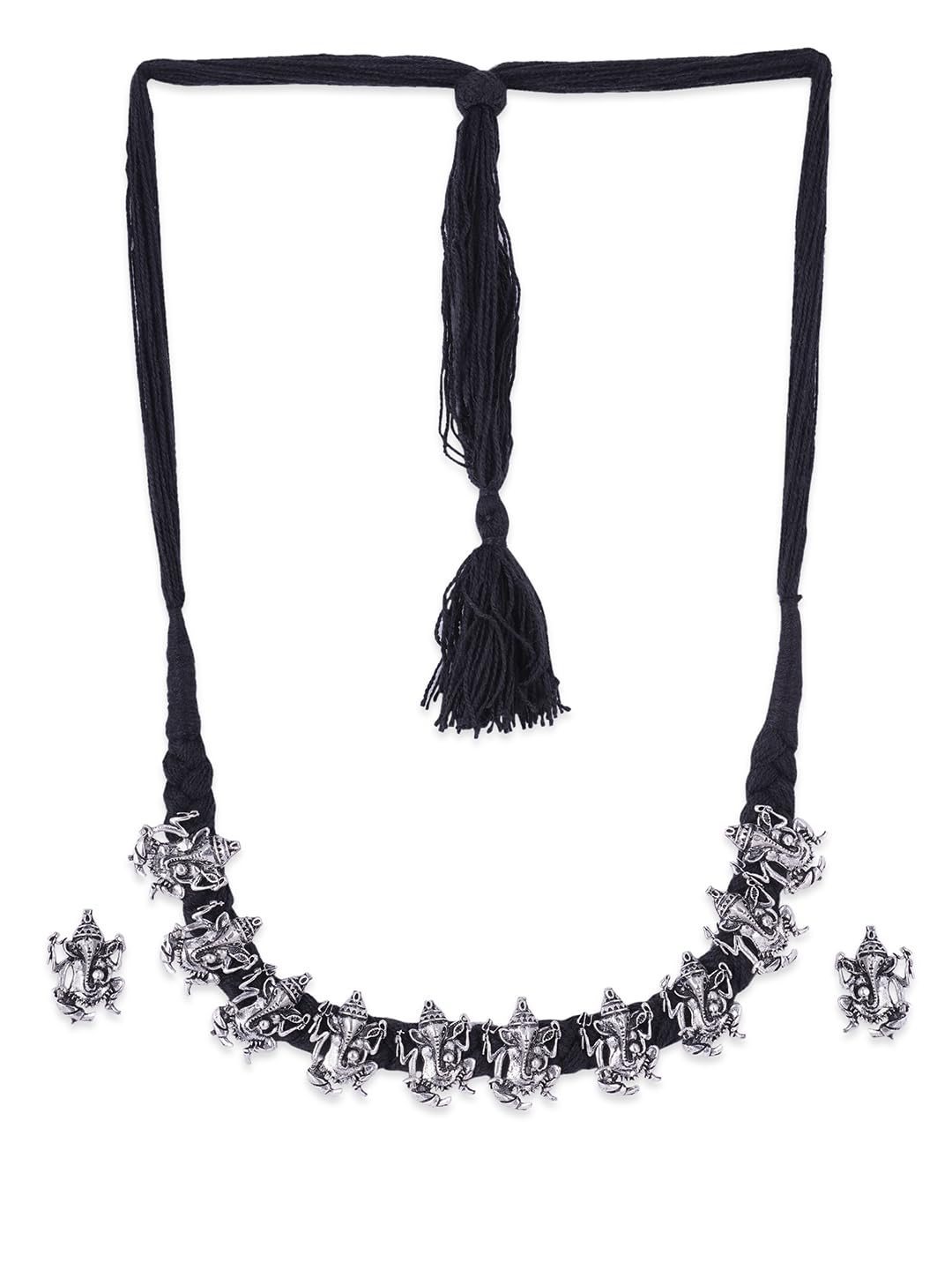 Binnis wardrobe square pendant inticrated beautiful choker set