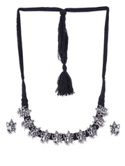 Binnis wardrobe square pendant inticrated beautiful choker set