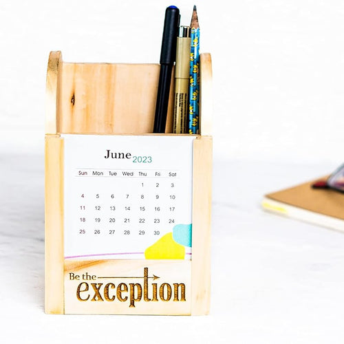 IVEI Wooden Pen Stand with Paper Calendar - Desk Organizer - Utility Desk Calendar - Wooden Calendar Set for Desk Decor, Study Room - Calendar with Pen Stand for Office, School, Home
