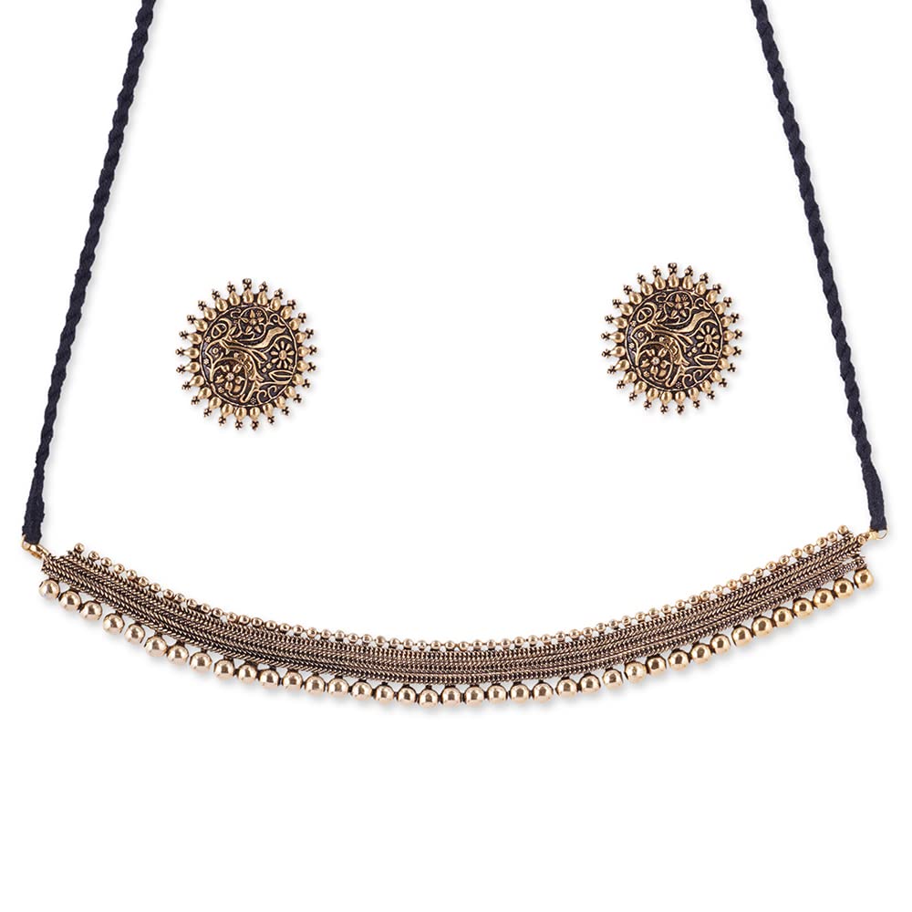 Binnis wardrobe square pendant inticrated beautiful choker set