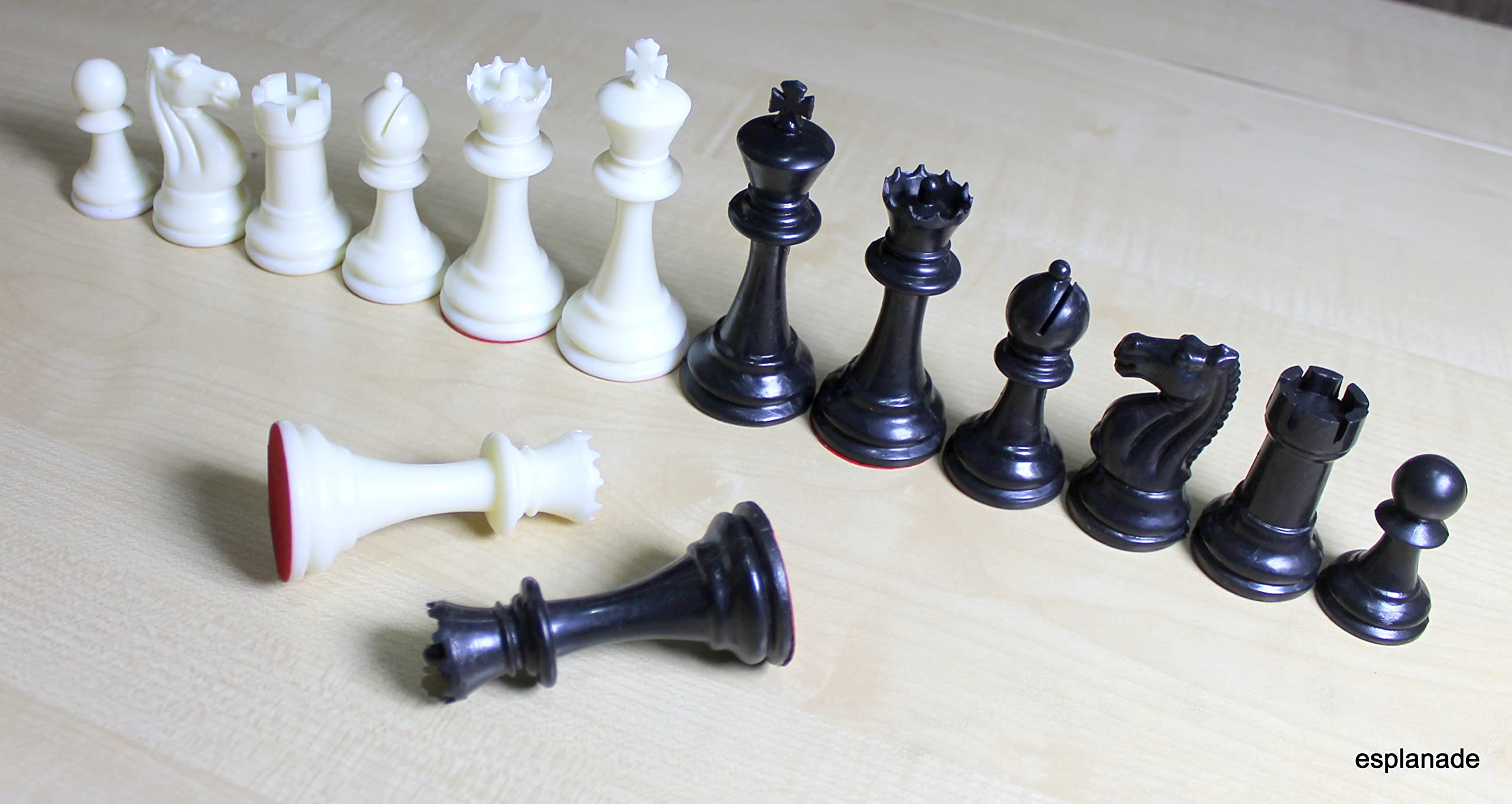 StonKraft - Tournament Chess Pieces (with Two Extra Queens) Chessmen Staunton Coins