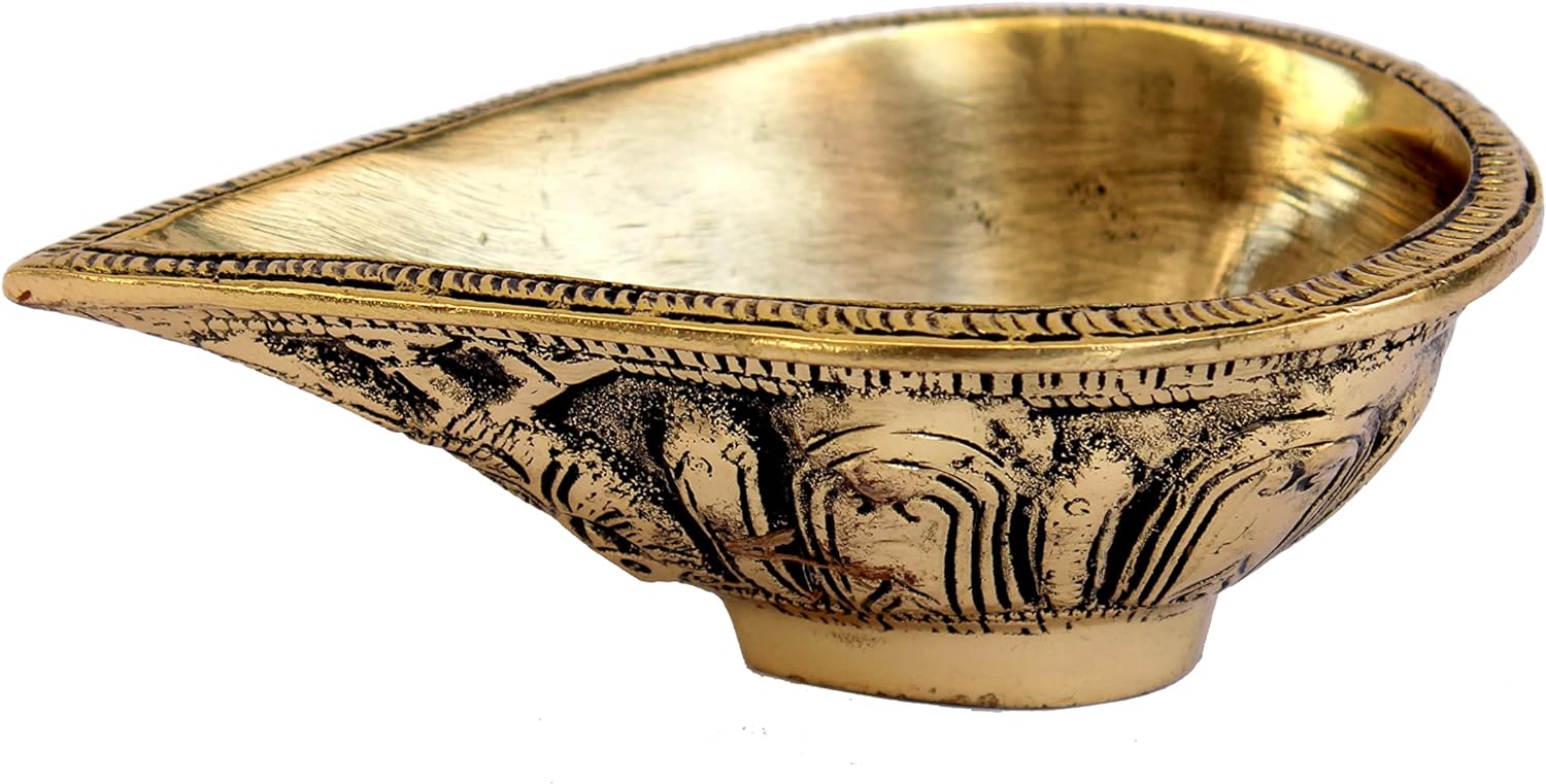 Brass Oil Lamps | Shankh Chakra Narayan Oil Lamp Diya Deepam Kuthu Vilakku -3.5 & 4" Inches