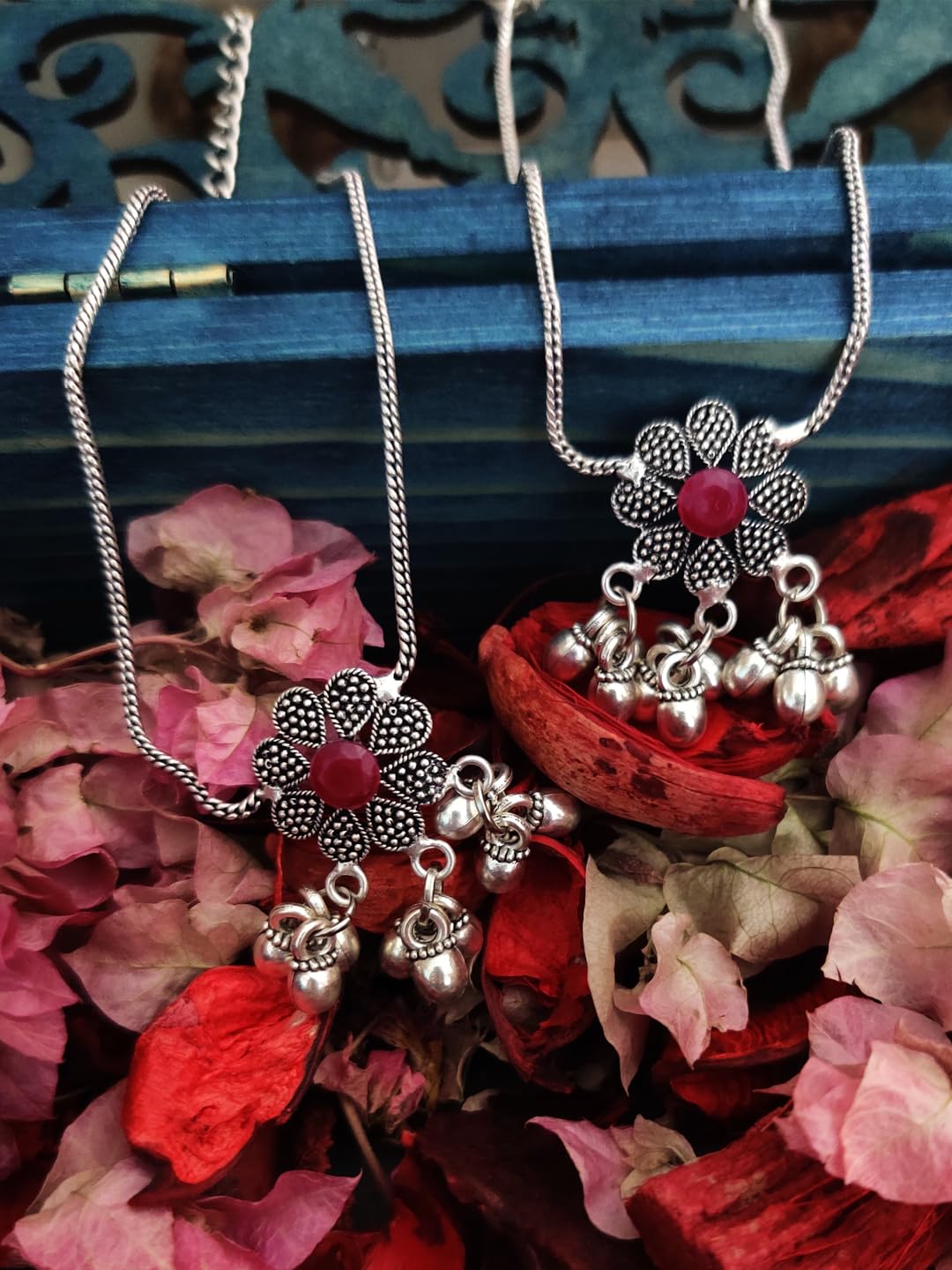 Binnis wardrobe Silver-plated Anklets Paayal Ka_ukk_l with flower fligrees