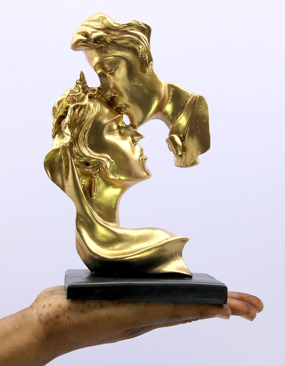 ESPLANADE Love Couple Face Adventure Showpiece Statue Sculpture Figure For Home Decor Valentine Day Gift | Resin- 10" Inches (Golden)
