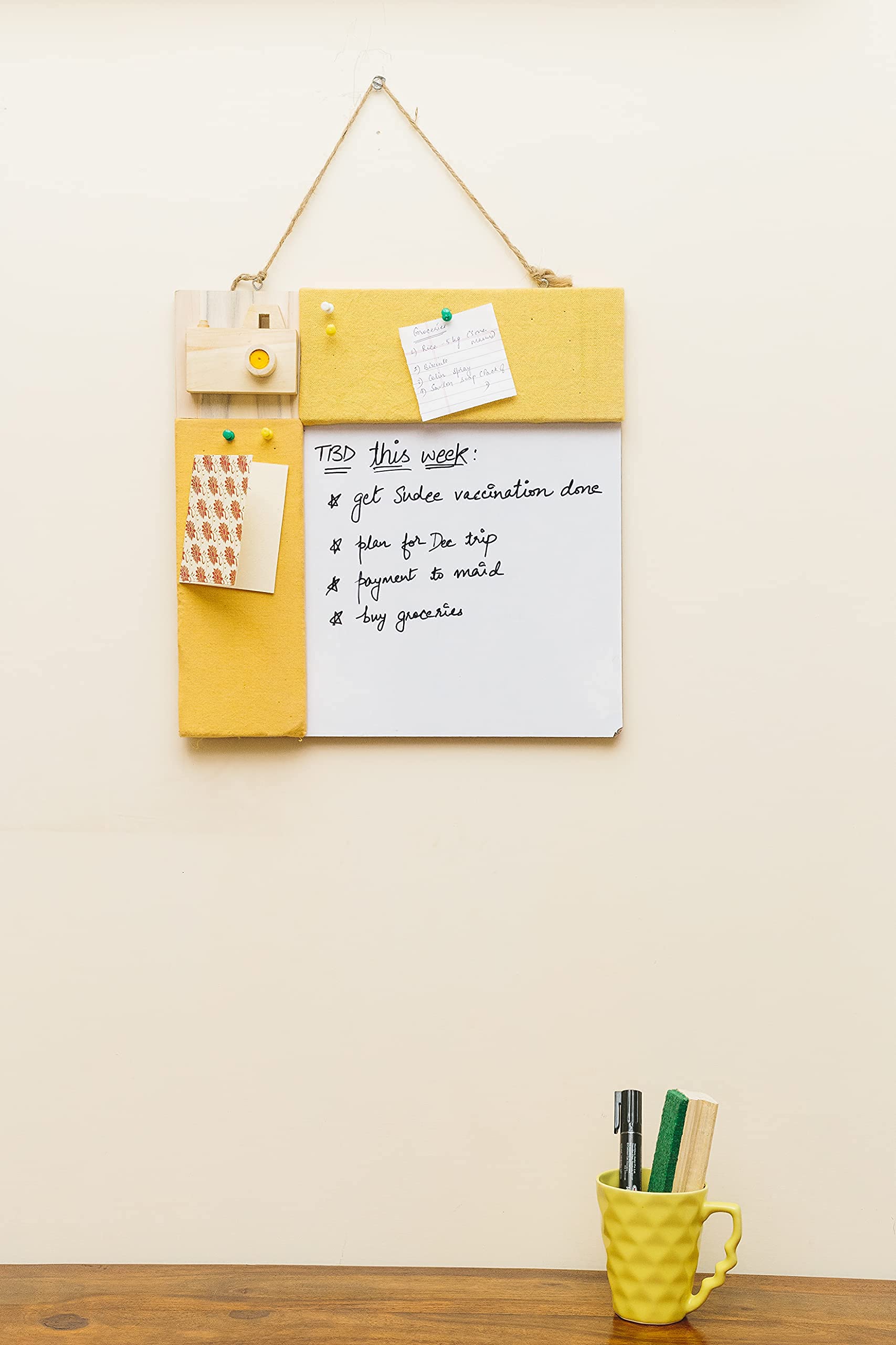 IVEI Pinboard + Whiteboard (Camera - Yellow)