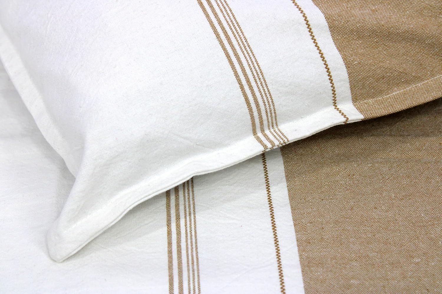 Premium 100% Cotton King Size Bedsheet Set - Minimalist Design - 110 x 105 Inches, with 2 Pillow Covers - 29 x 20 Inches