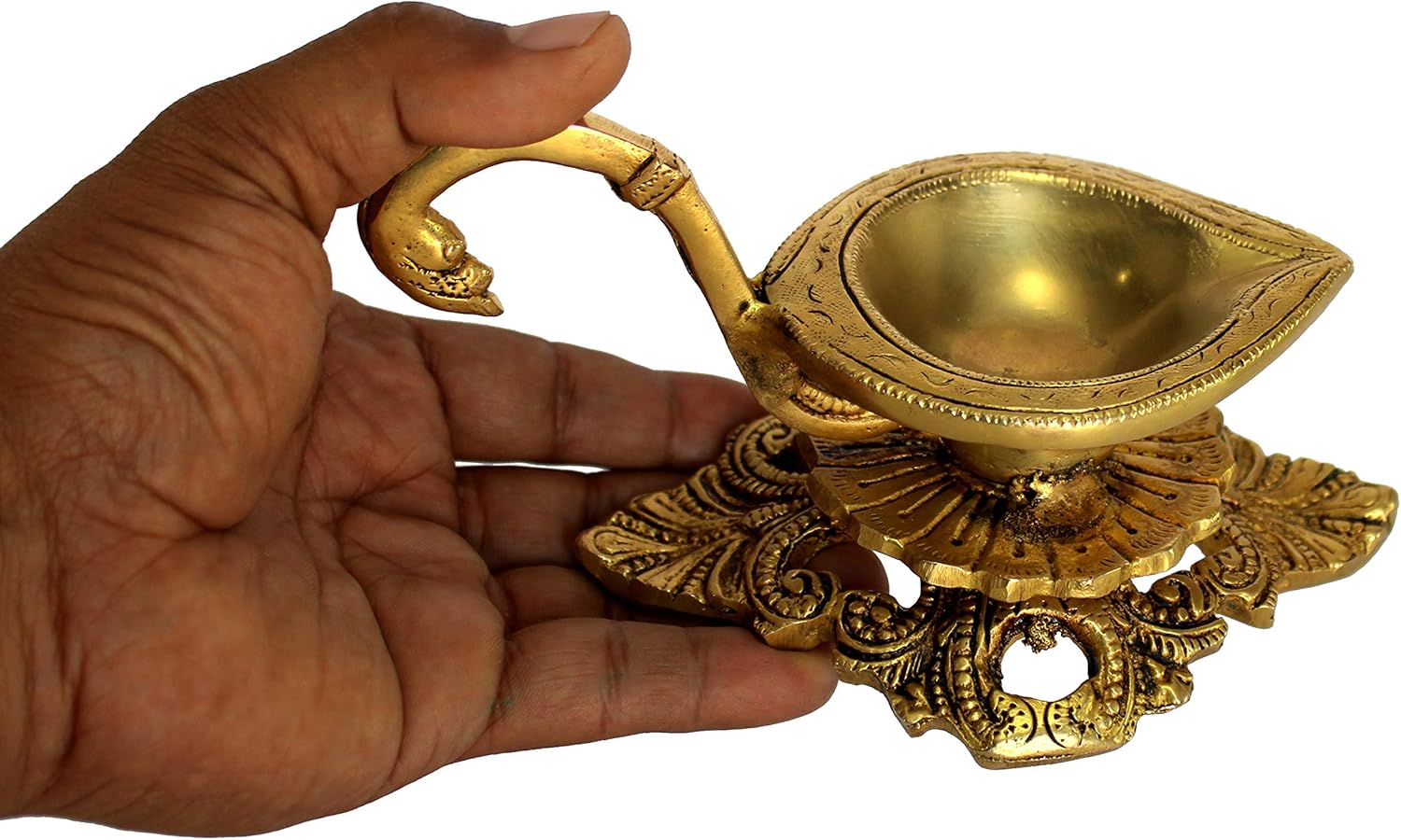 Brass Oil Lamps | Shankh Chakra Narayan Oil Lamp Diya Deepam Kuthu Vilakku -3.5 & 4" Inches