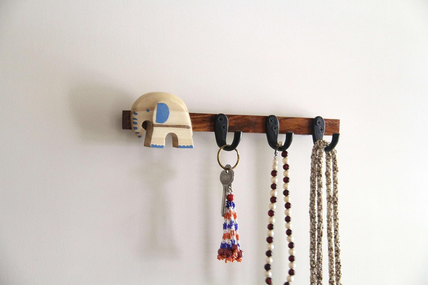 IVEI Sleek and Simple Minimal Wooden Handcrafted Camera & Elephant Hook - for Room - Hooks for Clothes and Bags - Hooks for Keys - Key Holder