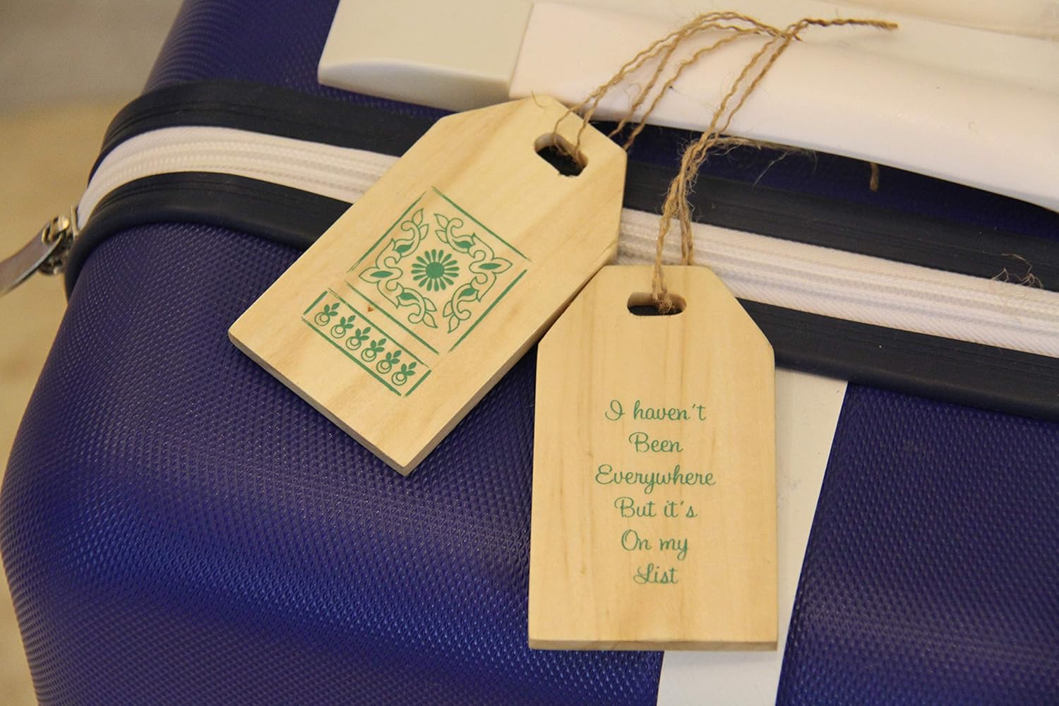 IVEI Wooden Luggage Tags Set of 2 -Green