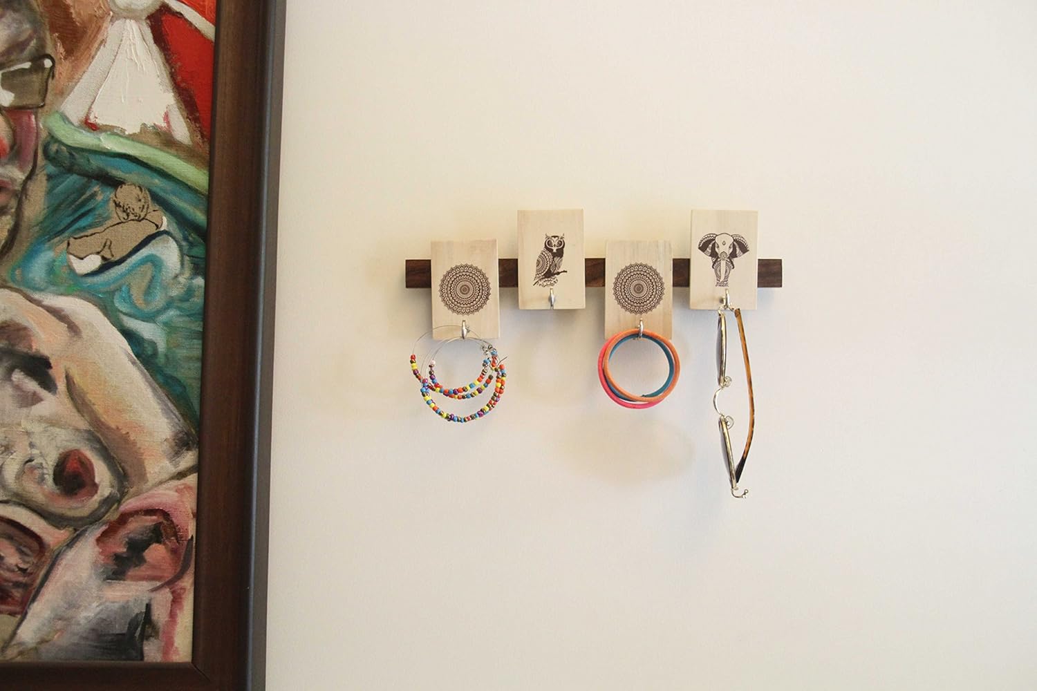 IVEI Wooden Mandala Print Key Holder - Stylish Wooden Hook Holder for Clothes & Bags - Key/Jewellery Organizer Wall Hooks - Wall Mounted Unique Mandala Key Holder for Home Decor/Office Décor