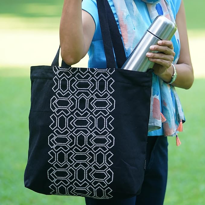 SKAPADORO Canvas Big Zip Handbag Tote,100% Cotton, Inner pocket, Unisex Embroidered Comfortable Bag for Travel Office Beach Shopping, Easy to Wash Trendy Everyday Shoulder Bag