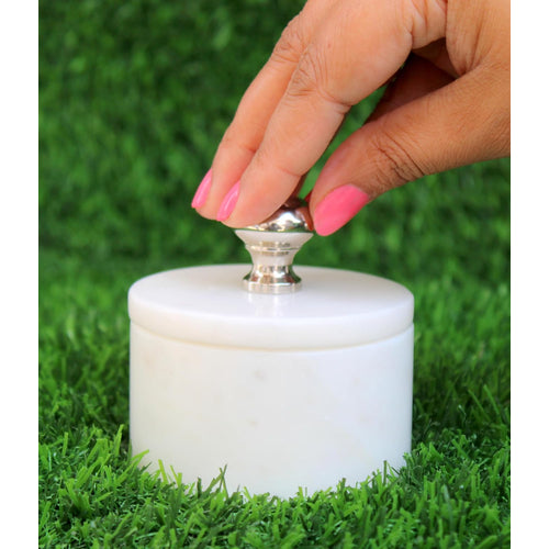 KLEO Marble Salt and Spice Holder with Lid | Small Container (2x3in) | Stone Salt Box/Canister for Kitchen and Dining | Saunf Holder (white)