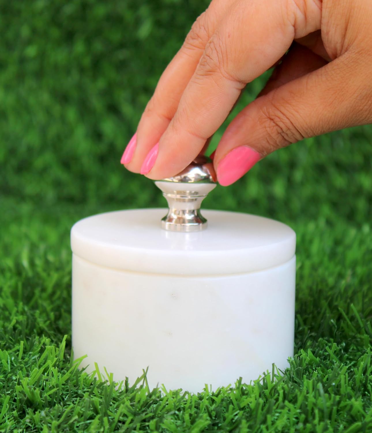 KLEO Marble Salt and Spice Holder with Lid | Small Container (2x3in) | Stone Salt Box/Canister for Kitchen and Dining | Saunf Holder (white)