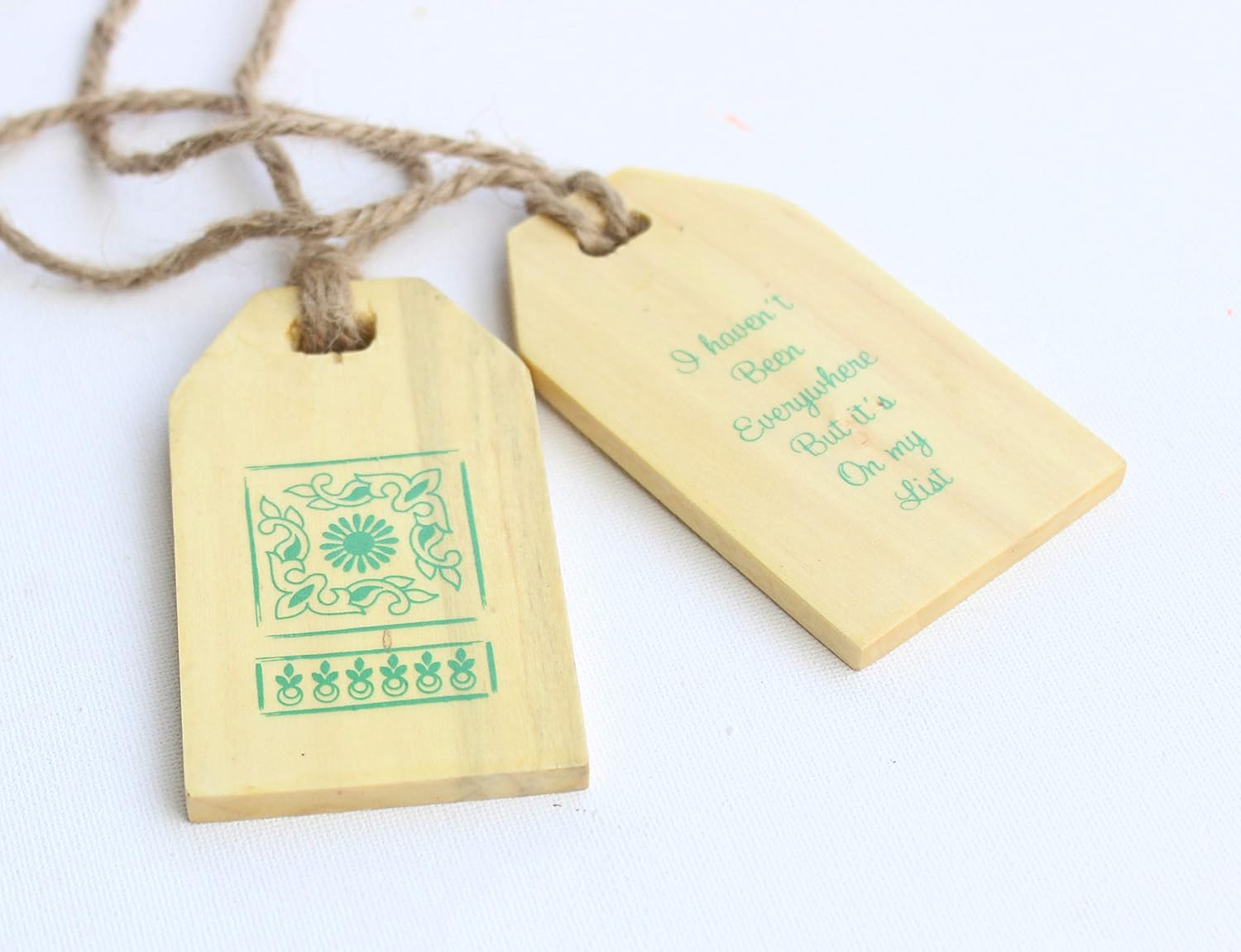 IVEI Wooden Luggage Tags Set of 2 -Green