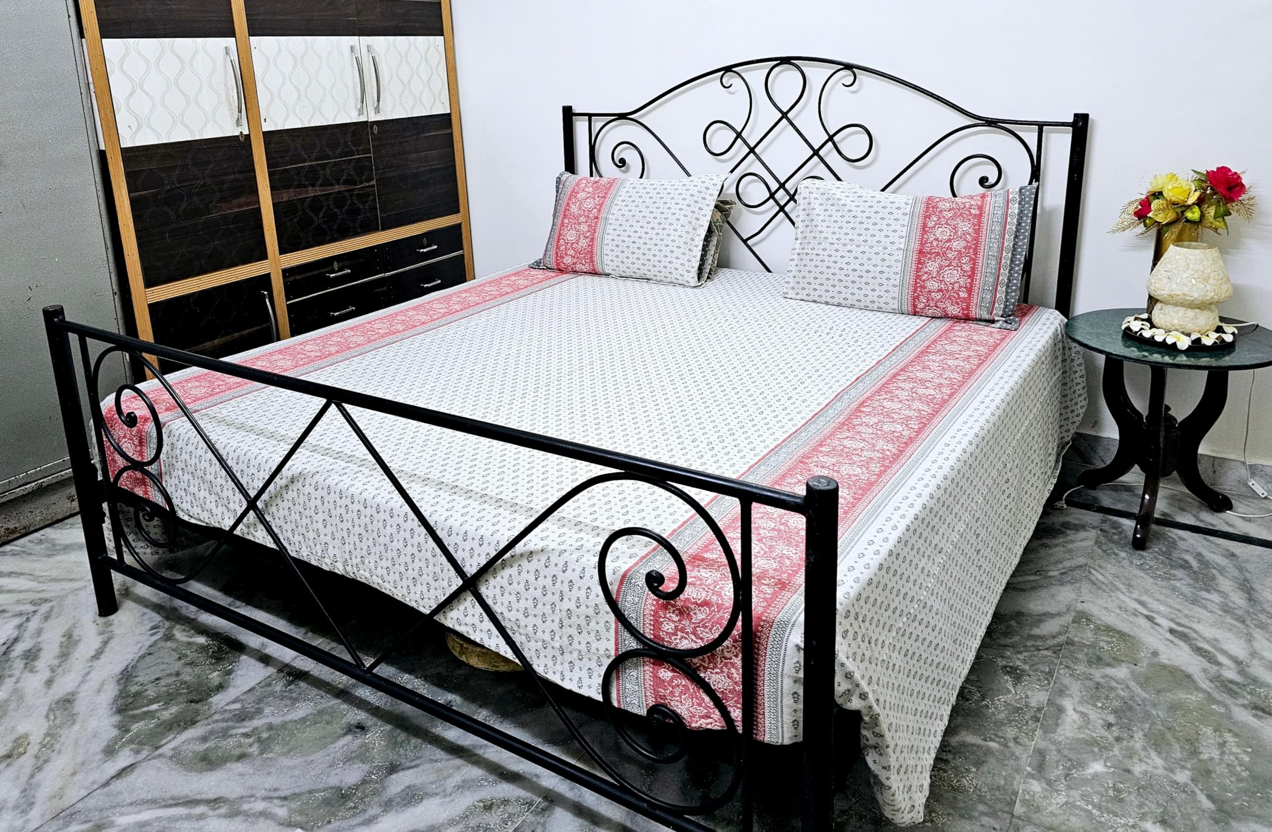 Premium 100% Cotton King Size Bedsheet Set - Minimalist Design - 110 x 105 Inches, with 2 Pillow Covers - 29 x 20 Inches