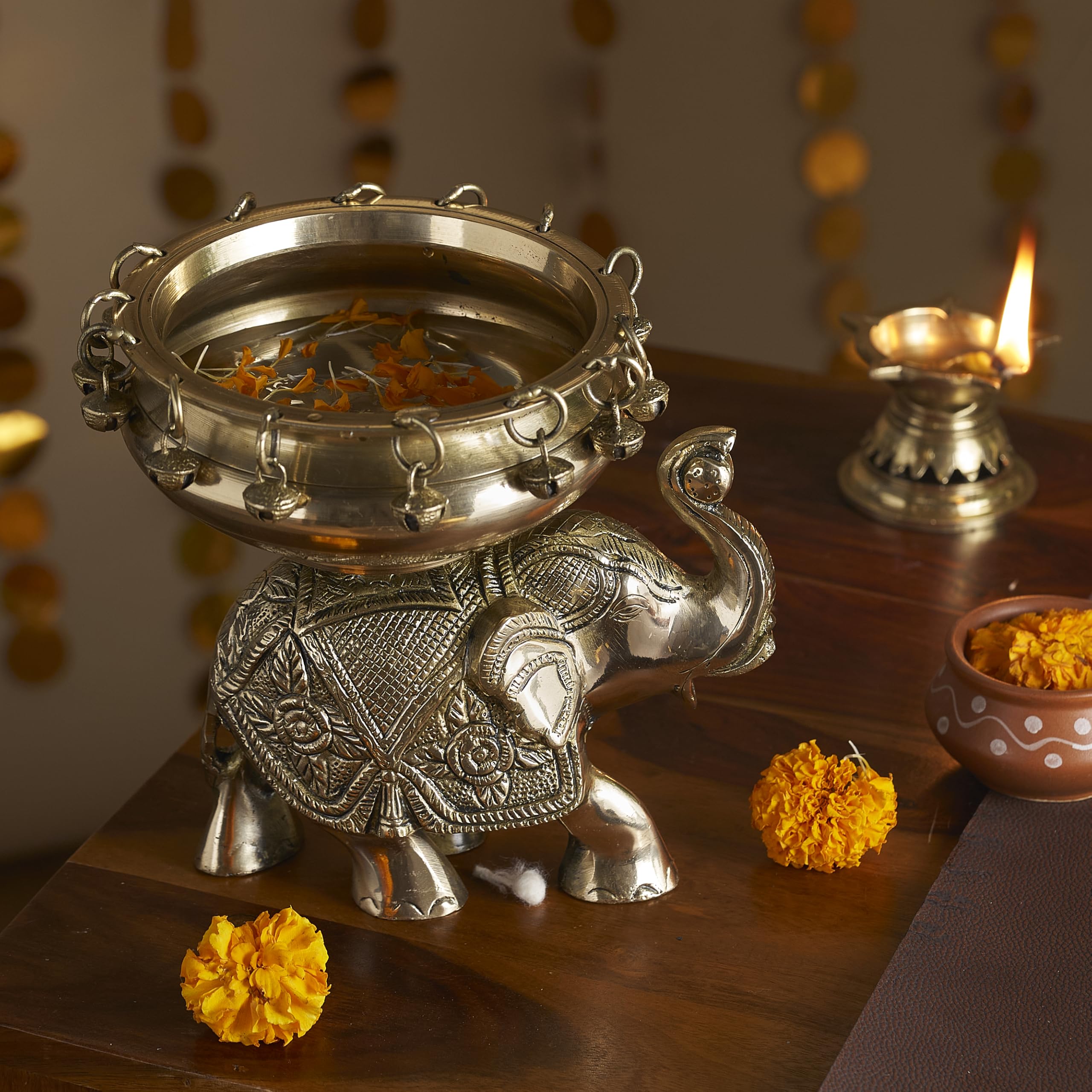 ESPLANADE Brass Elephant Urli Bowl – Traditional Home Décor Showpiece for Floating Flowers, Candle Lamps, Temple Room & Diwali Festive Decoration – Ethnic Elephant Sculpture Bowl