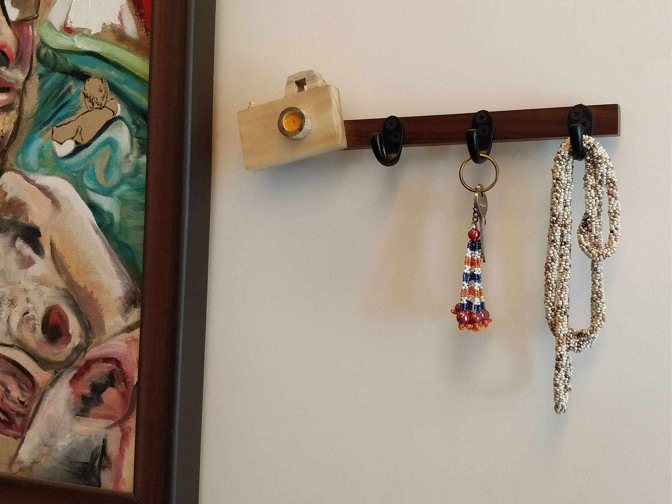 IVEI Sleek and Simple Minimal Wooden Handcrafted Camera & Elephant Hook - for Room - Hooks for Clothes and Bags - Hooks for Keys - Key Holder