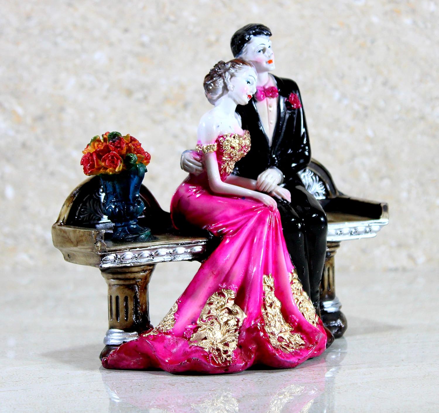eSplanade Resin Love Couple Face Showpiece Statue Sculpture Figure for Home Decor Valentine Day Gift (Standing Couple 1 & 2)