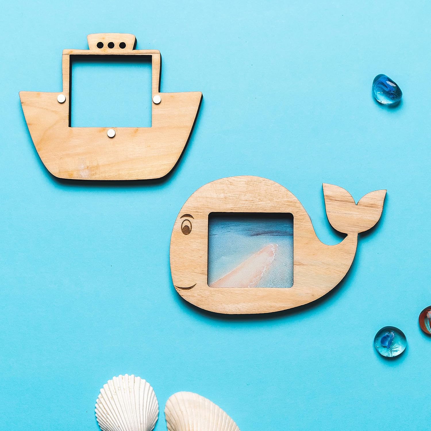 IVEI Ship and Whale Shaped Wooden Photo Magnet - Set of 2 Wood Magnets for Fridge - Magnet Board for Kids - Fridge Magnets