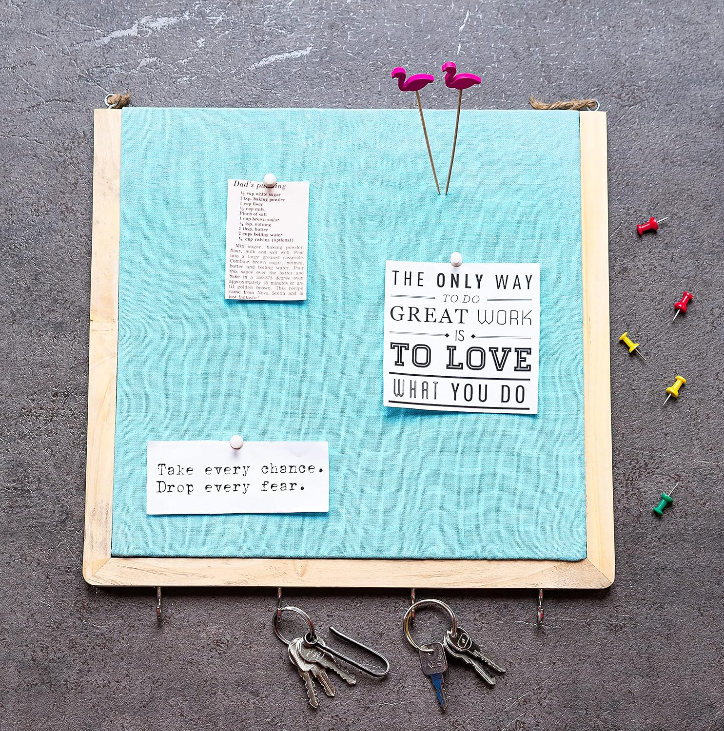 IVEI Wooden Pinboard with Keyhooks - Blue, Brown