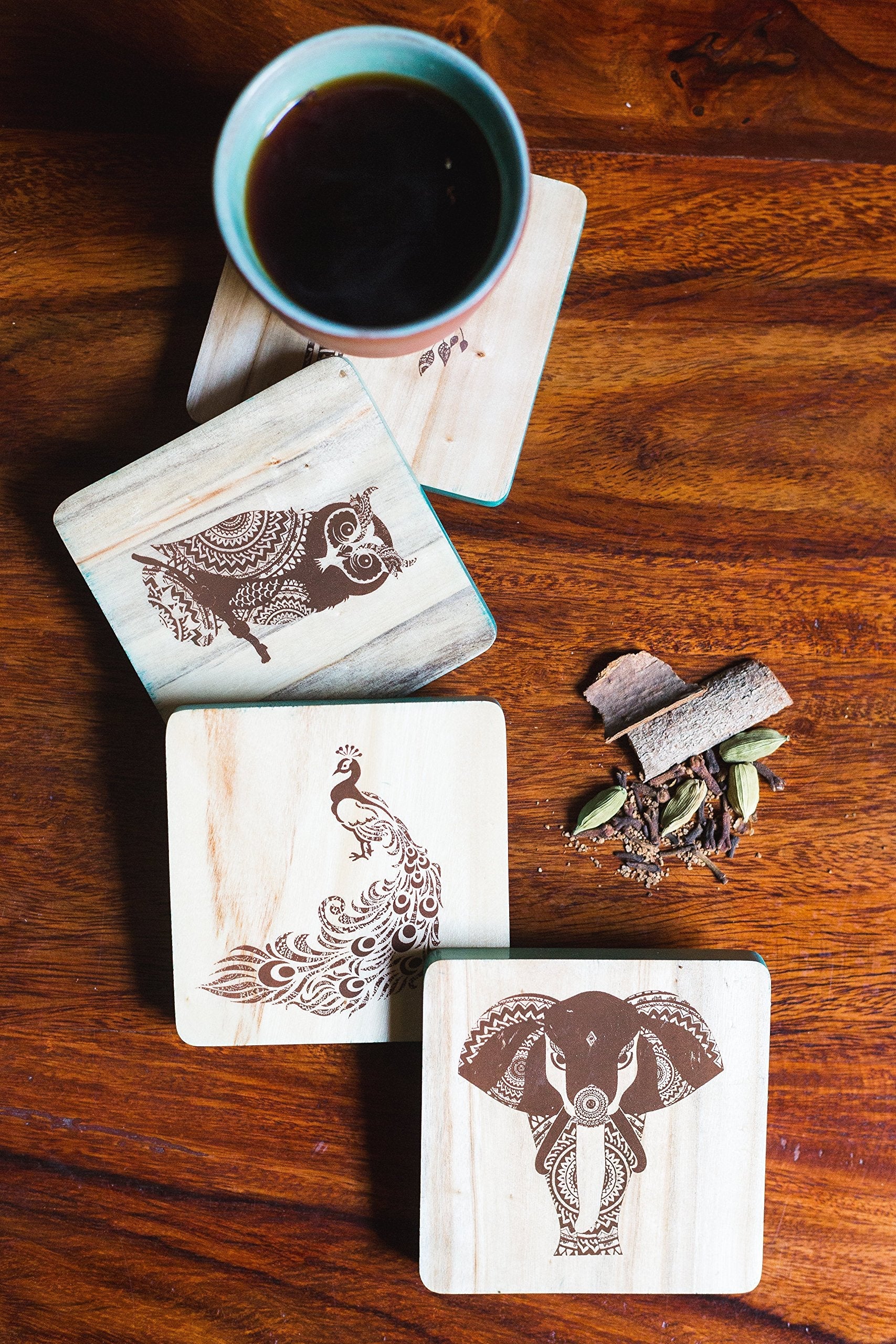 IVEI Mandala Print Wooden Coasters - Teak Wood Table Coaster - Reversible Animal Design Set for Home Kitchen, Office Desk - Decorative Holder for Tea or Coffee Cups - Table Top Coasters - Set of 4