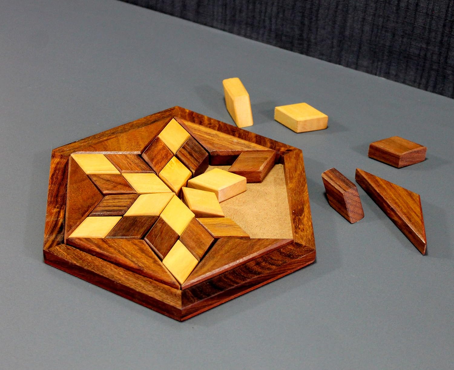 StonKraft Wooden Rosewood Small Wooden 30-Piece Star Jigsaw/Tangram Puzzle Board