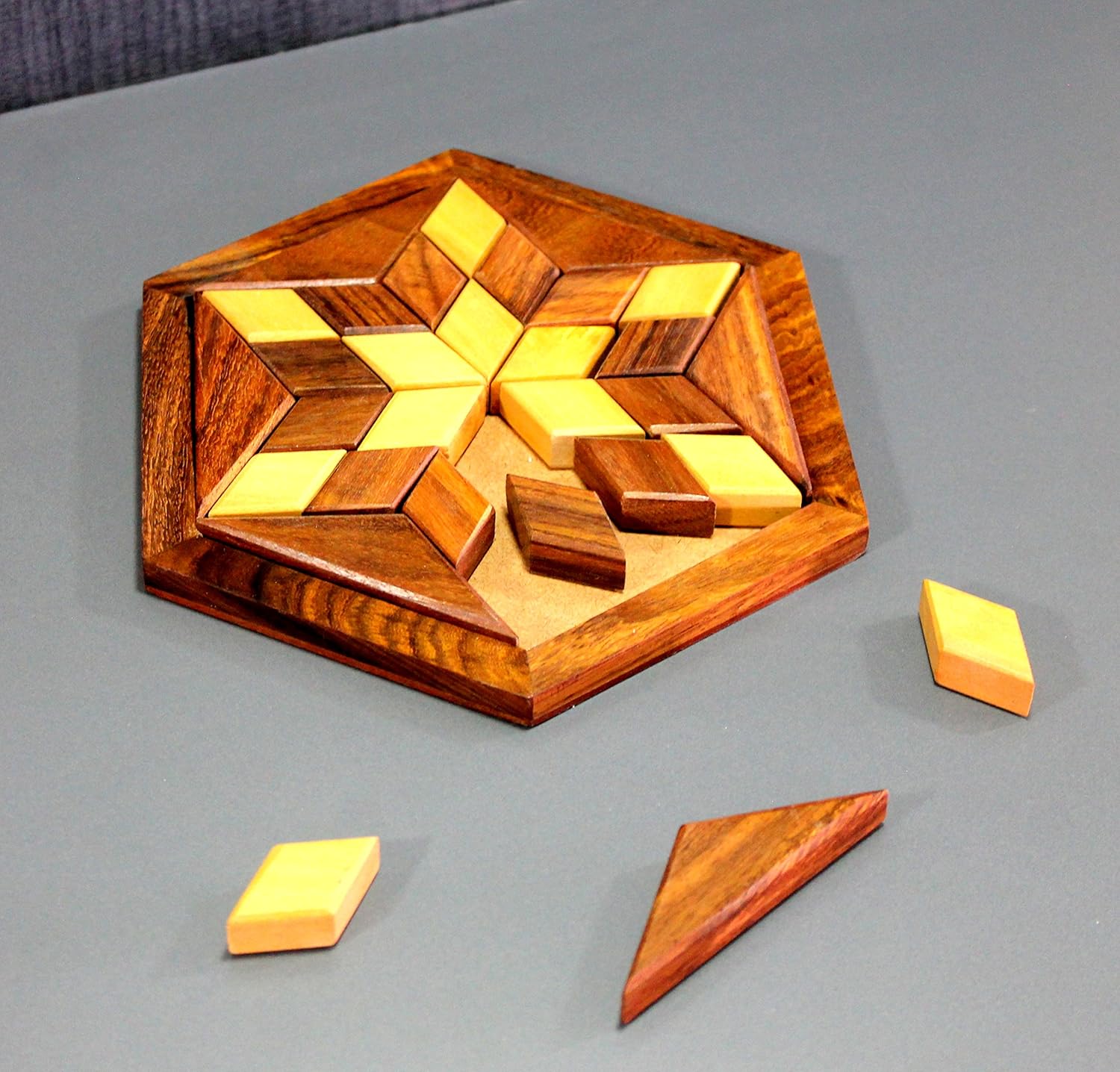 StonKraft Wooden Rosewood Small Wooden 30-Piece Star Jigsaw/Tangram Puzzle Board