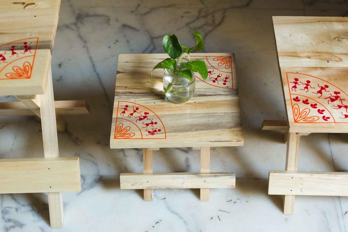 IVEI warli Wooden Portable Folding Table - Small (9.5in)