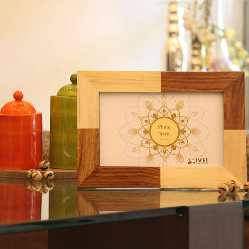 IVEI Wooden Photo Frame for Desk Solid Wood Photo Frame for Table - Wooden Picture Frame with Stand for Birthday, Home Decor - Photo Size - 8 in X 5 in