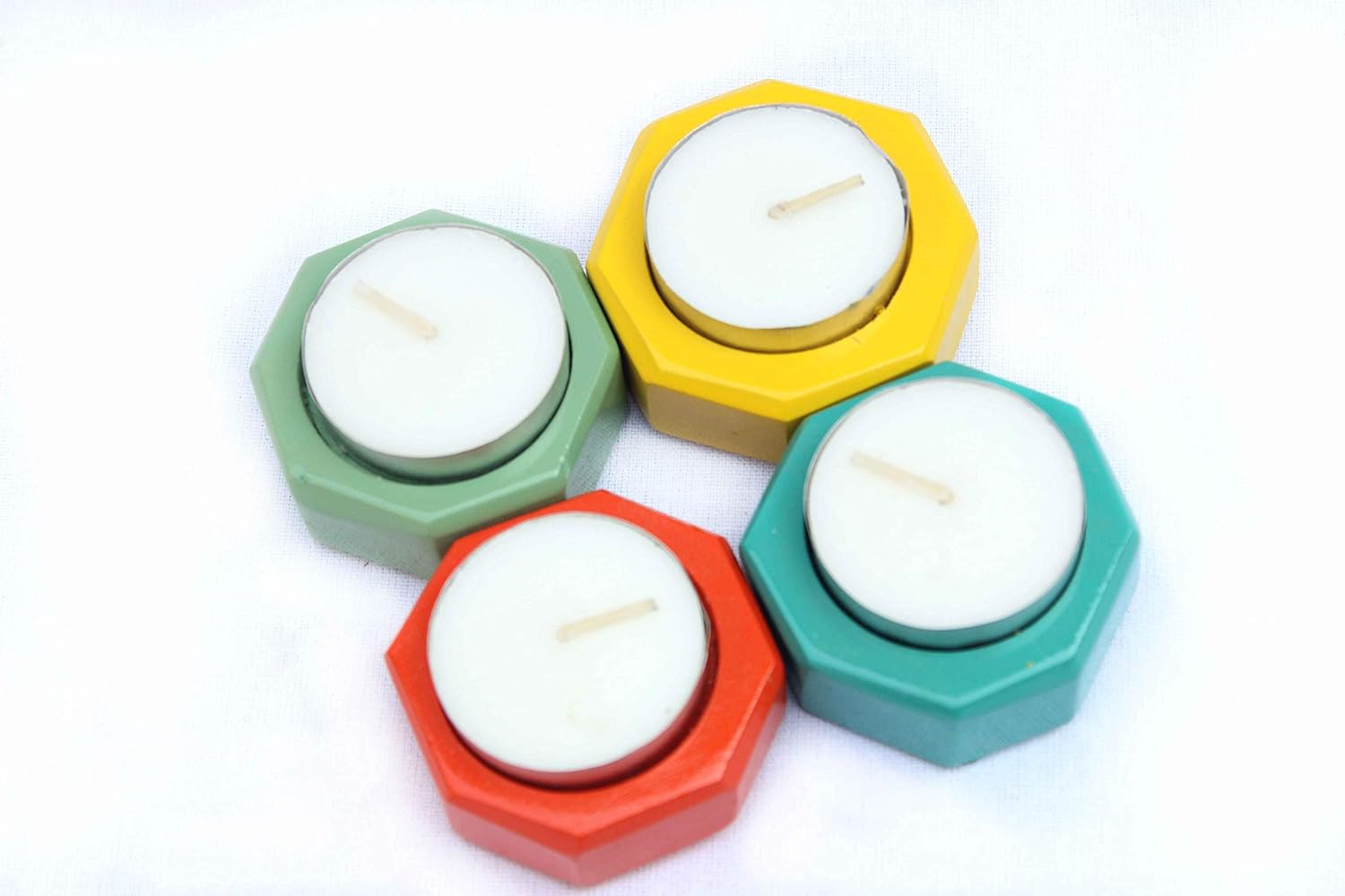 IVEI Wooden Tea Light Holder - Bright Colour Candle Holder - Attractive Candle Holder - Diya Holder for Home Décor - Dining Room, Living Room and Bedroom - Hexagon Shaped Candle Stand - Set of 4