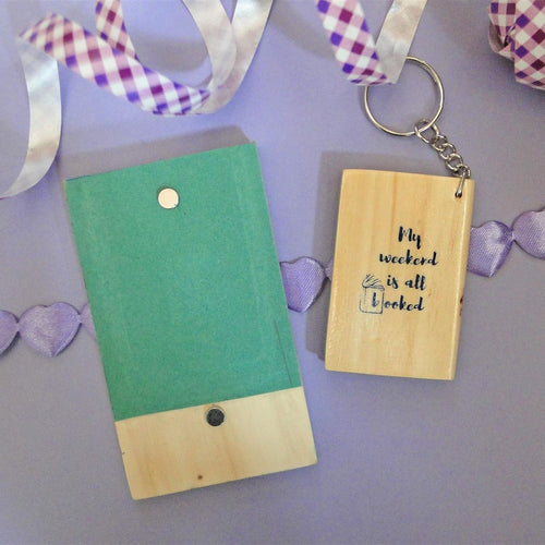 IVEI Wooden Magnet with Diary Key Ring - Set of Photo Magnet � Photo Magnet for The Fridge and Home D�cor - Book Pendant � Bag Key Chain � Souvenir Gifts - Mini Gift Hamper for Students