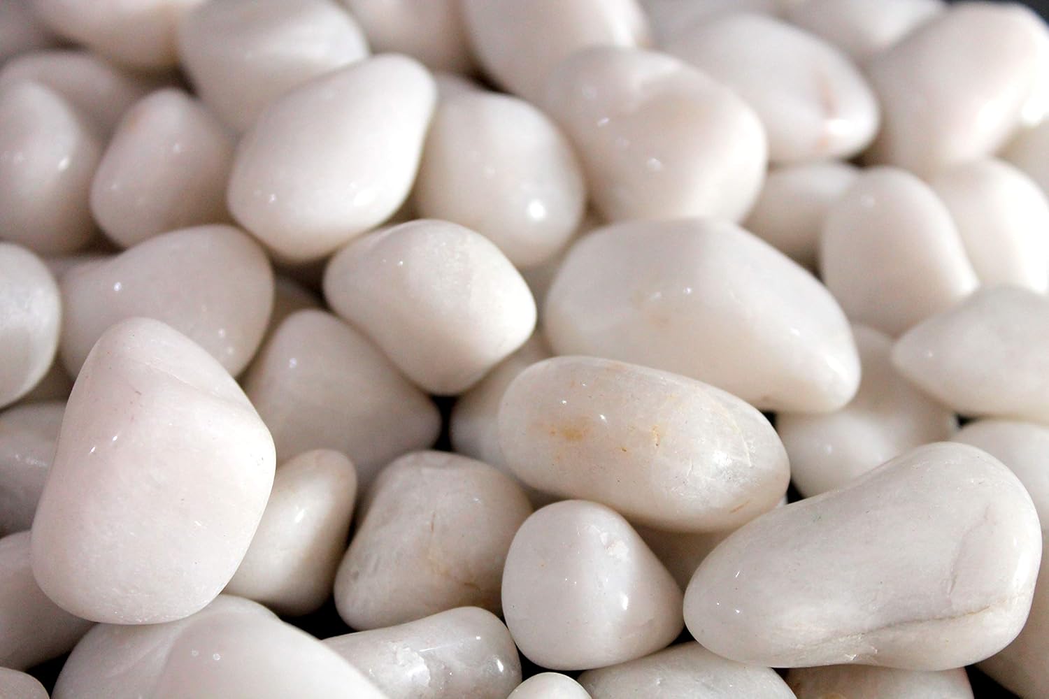 eSplanade White Pebbles | White Color Natural Stones | Polished Glossy Home Decorative | Garden Table Aquarium Vase Fillers Stone (5, Kilograms)