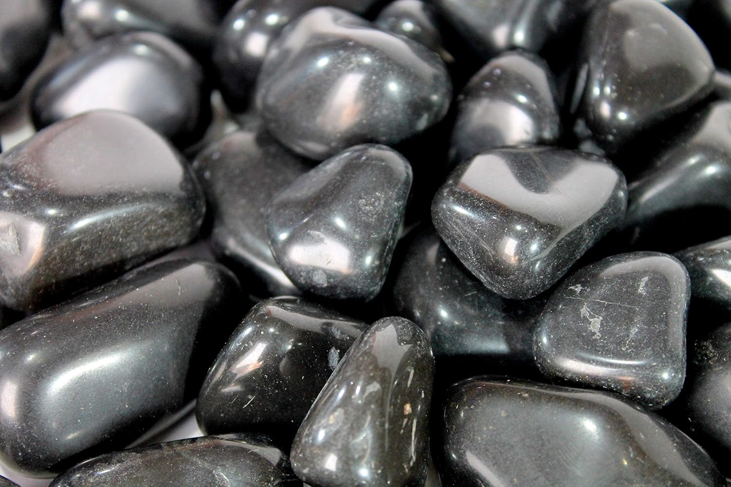 eSplanade Black Pebbles | Black Color Natural Stones | Polished Glossy Home Decorative | Garden/Table/Aquarium Vase Fillers Stone (5, Kilograms)