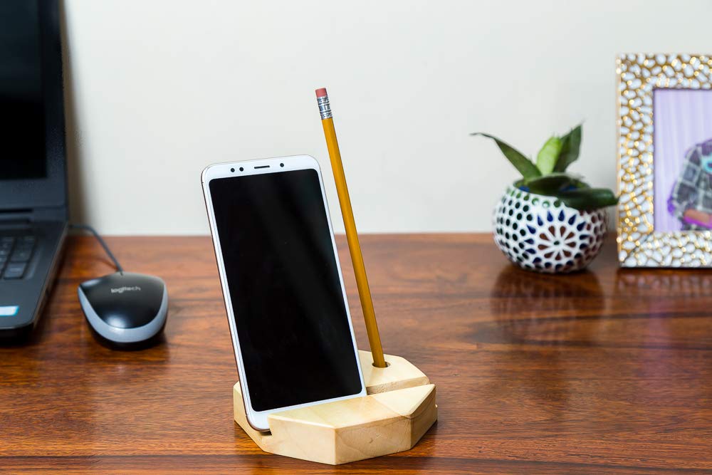 IVEI Wooden Hexagon Shaped Pen Stand Cum Phone/Tablet Holder for Desk and Table – Desk Organizer – Cell Phone Stand – Office Decor - Stationery Holder for Office & Home - Budget Friendly Unique Gift