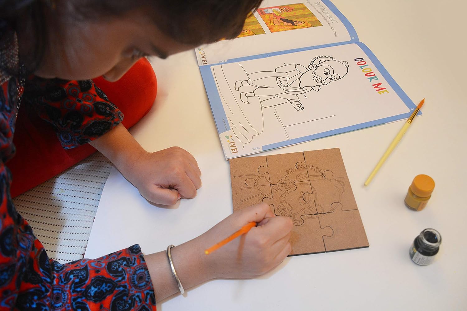 IVEI Panchatantra Story Kids Learning Book - Workbook and DIY Puzzle - Colouring Activity Worksheets - Creative Fun Activity and Education for Kids - The King and The Potter(Age 4 to 7 Years)