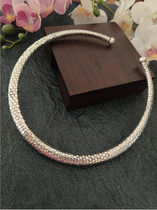 Binni s Wardrobe Women Gold-Plated Kolhapuri Long Inticrated Desgin And Polki Sturctured Necklace Set