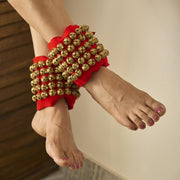 Esplanade Ghungroo Pad for Kathak, Brass 5-Line Ankle Bells, Velvet Pad with Adjustable Strap for Bharatanatyam and Classical Dance - Red