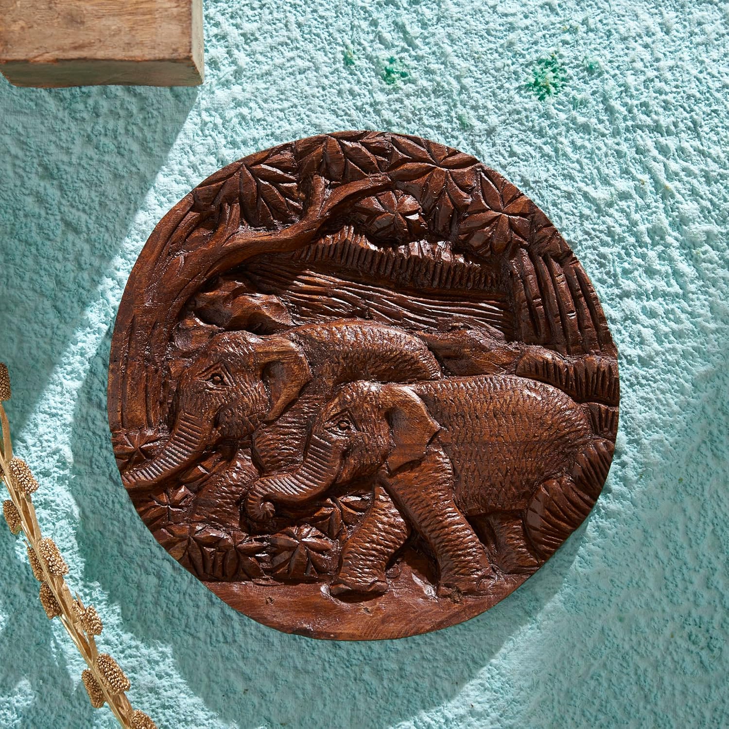 ESPLANADE Round Wooden Wall Hanging - Elephant Wall Hanging Home Decor - Traditional Vintage Design - 8" Diameter