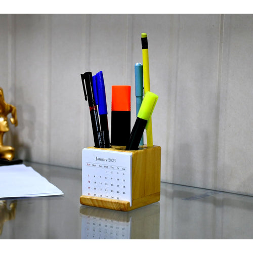 IVEI Wooden Pen Stand for Table with Paper Calender Slides and Motivational Quote - Desk Organizer - Office Desk Decorative Items - Pen Holder, Study Table Organiser, Gifts for Men