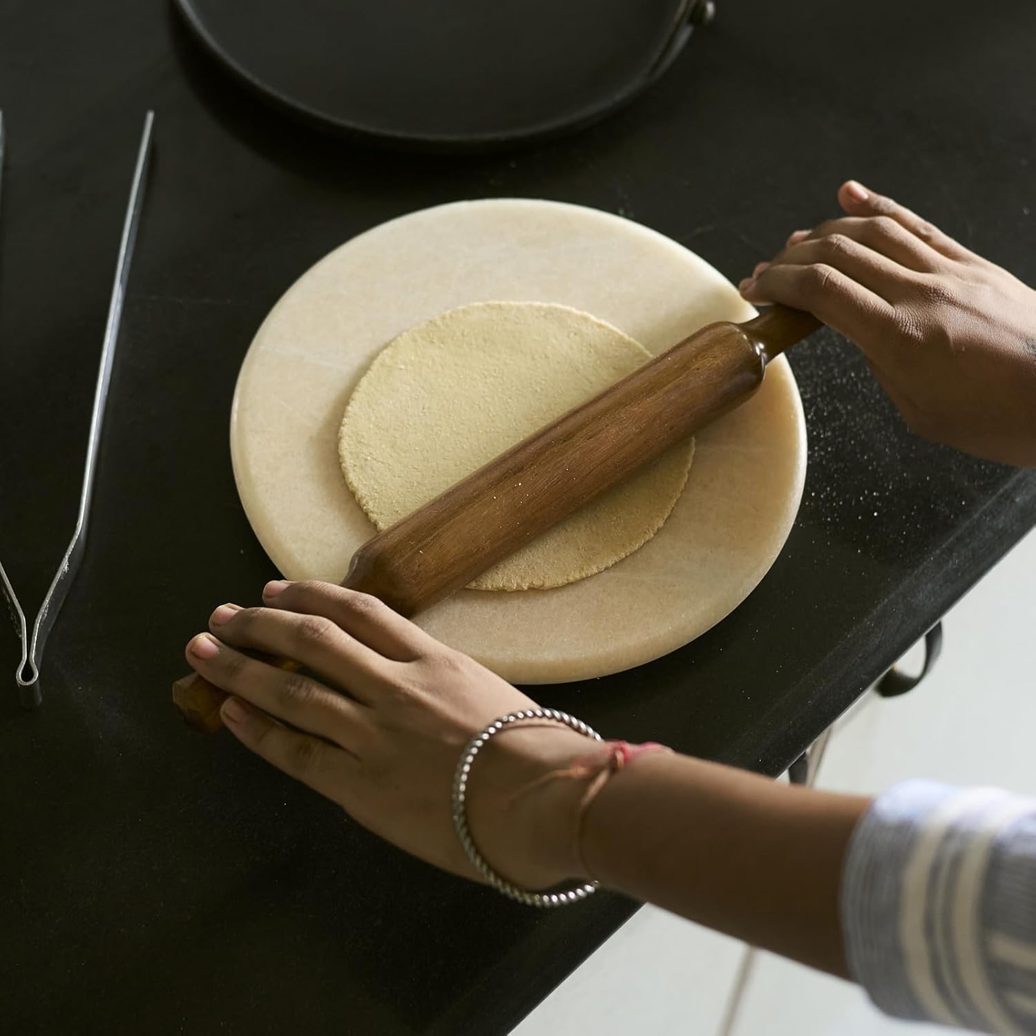 KLEO Wooden Roti Belan Rolling Pin for Kitchen, Chapati Roller, Roti Roller Latna, Kitchen Accessories Items for Home