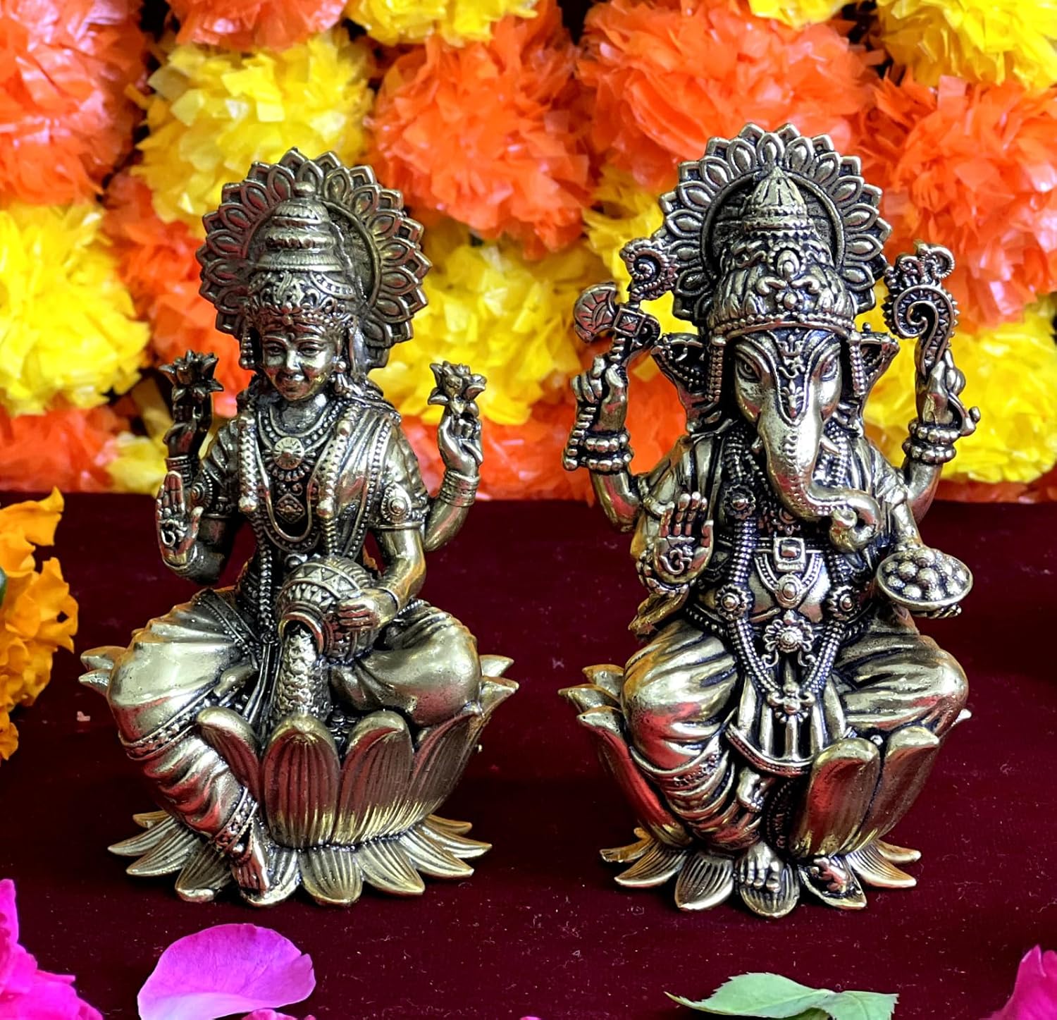 ESPLANADE Laxmi Ganesh Idol for Home Décor, 4" Sitting on Lotus Ganesha Lakshmi Devi Idols Set, Brass Decoration Items for Home, Laxmi Ganesh Murti for Pooja Room